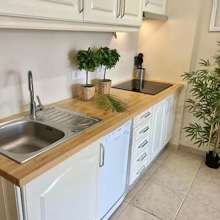 Apartman Sunny Terrace & Pool