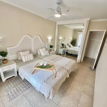 Sunny Terrace & Pool Apartamento *