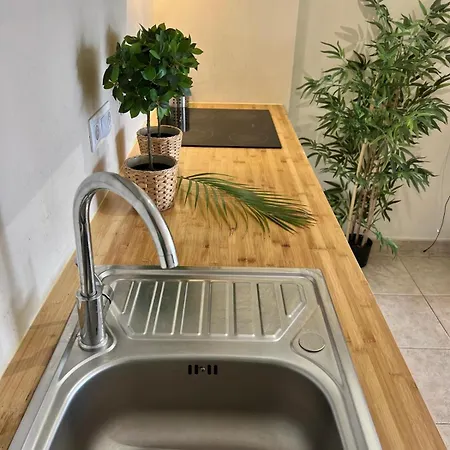 Sunny Terrace & Pool Apartamento *