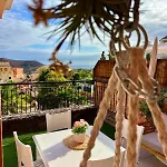 Sunny Terrace & Pool Апартаменты